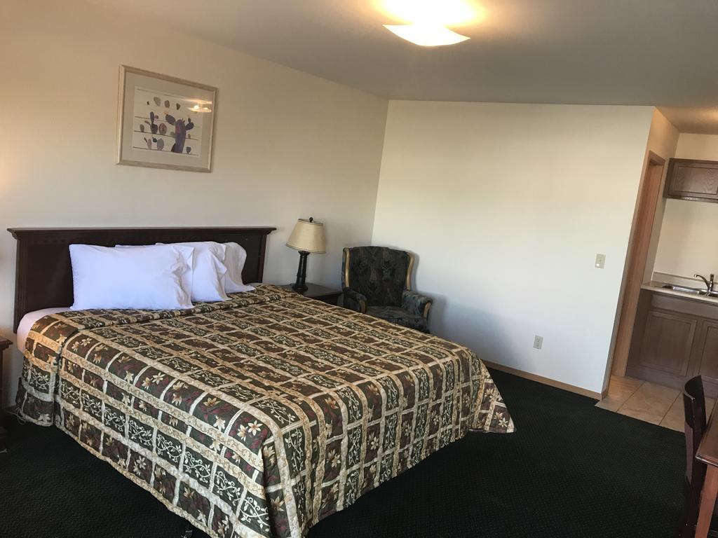 Western Holiday Motel Уичита Экстерьер фото