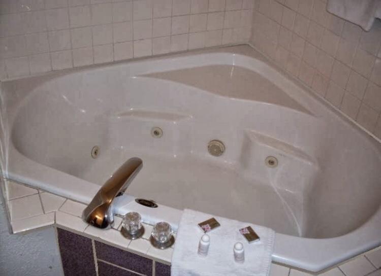 Western Holiday Motel Уичита Экстерьер фото